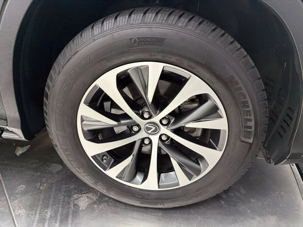 Used 2022 Black Lexus 350 image 8