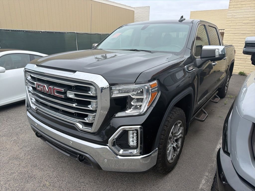 2022 GMC Sierra 4WD Crew Cab Short Box SLT's photo