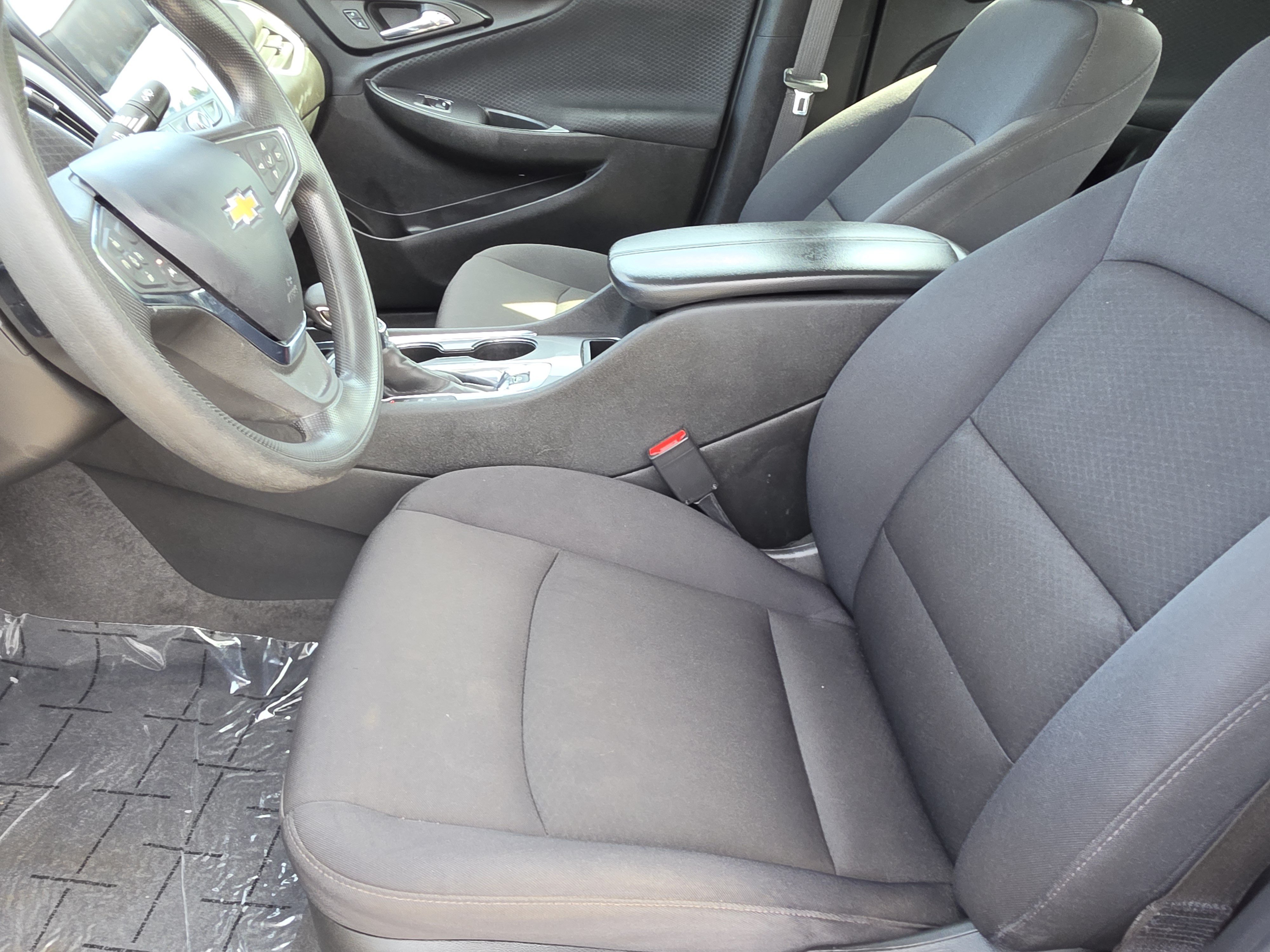 Used 2024 Summit White Chevrolet LT image 11