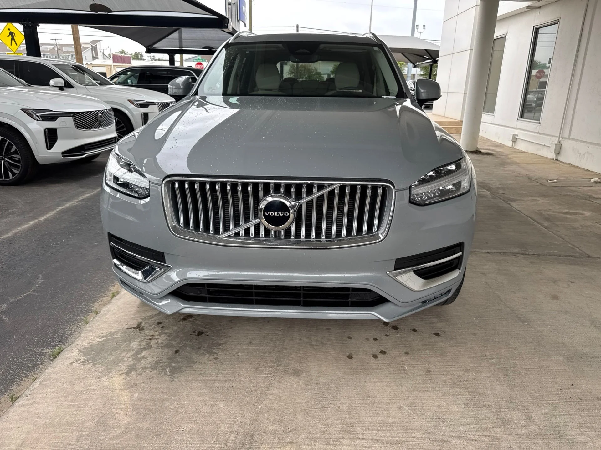 Certified Used 2024 Vapour Grey Volvo Core image 2