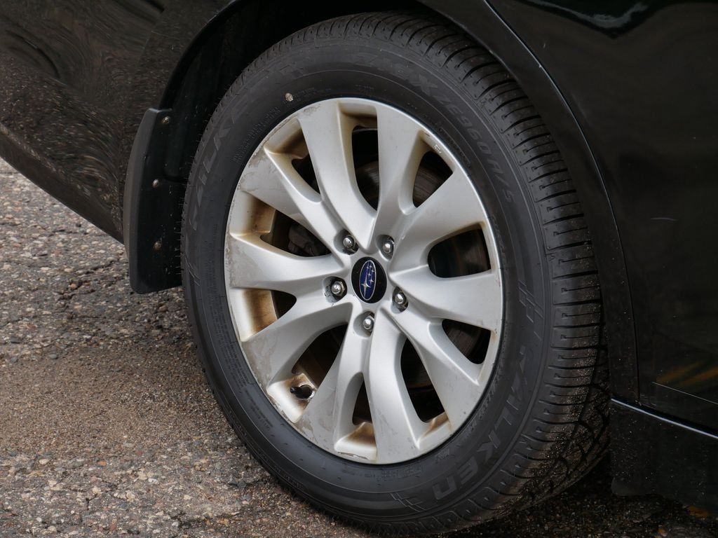 Used 2015 Black Subaru 2.5i image 7