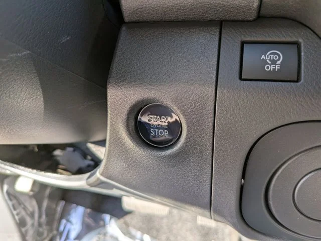 New 2026 Boulder Gray Pearl Nissan Crew Cab SV image 21