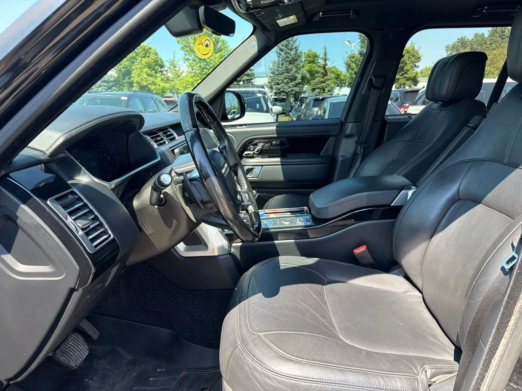 Used 2018  Land Rover 5.0L V8 Supercharged image 10