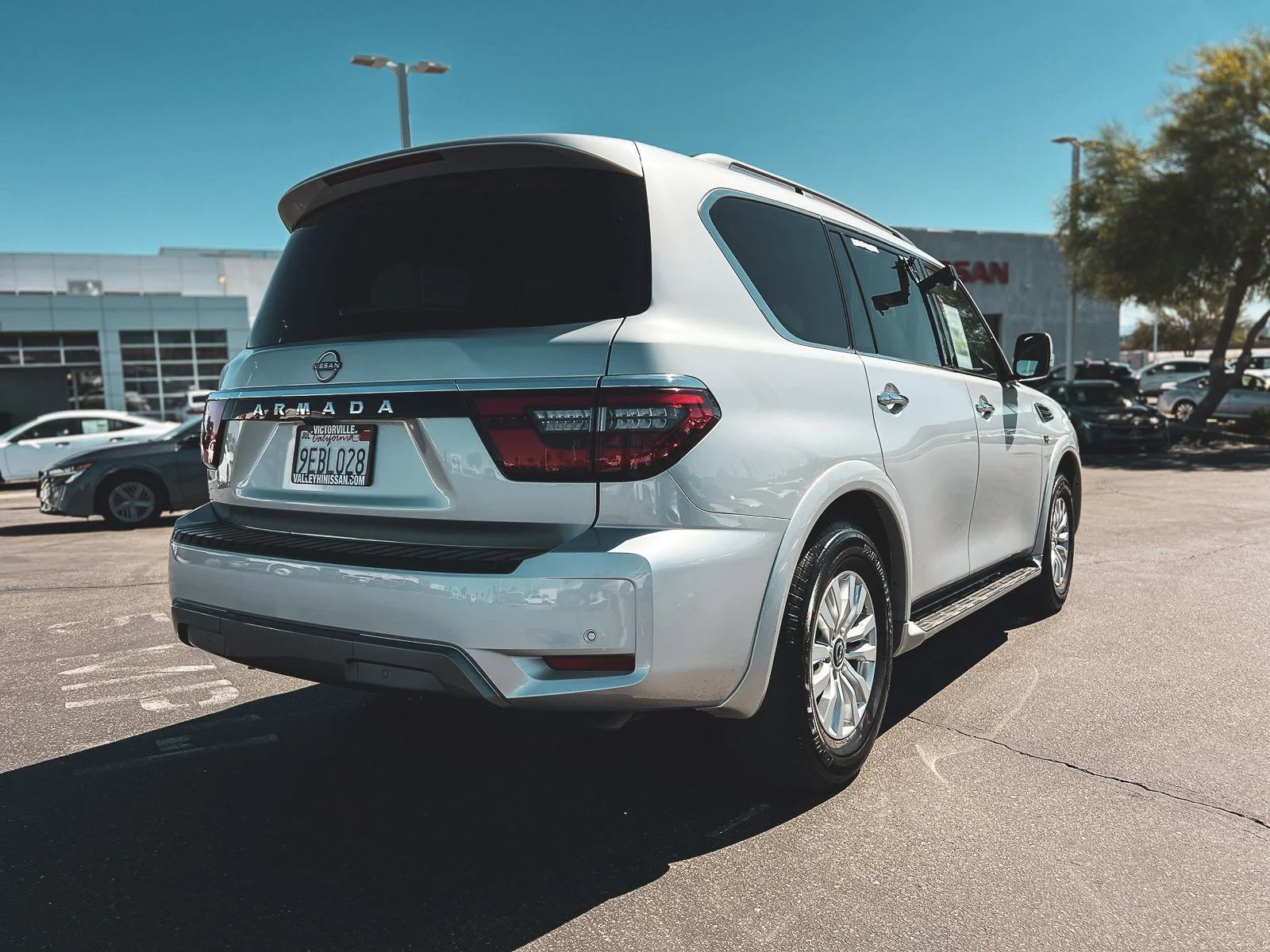 2021 Nissan Armada SV - Photo 7