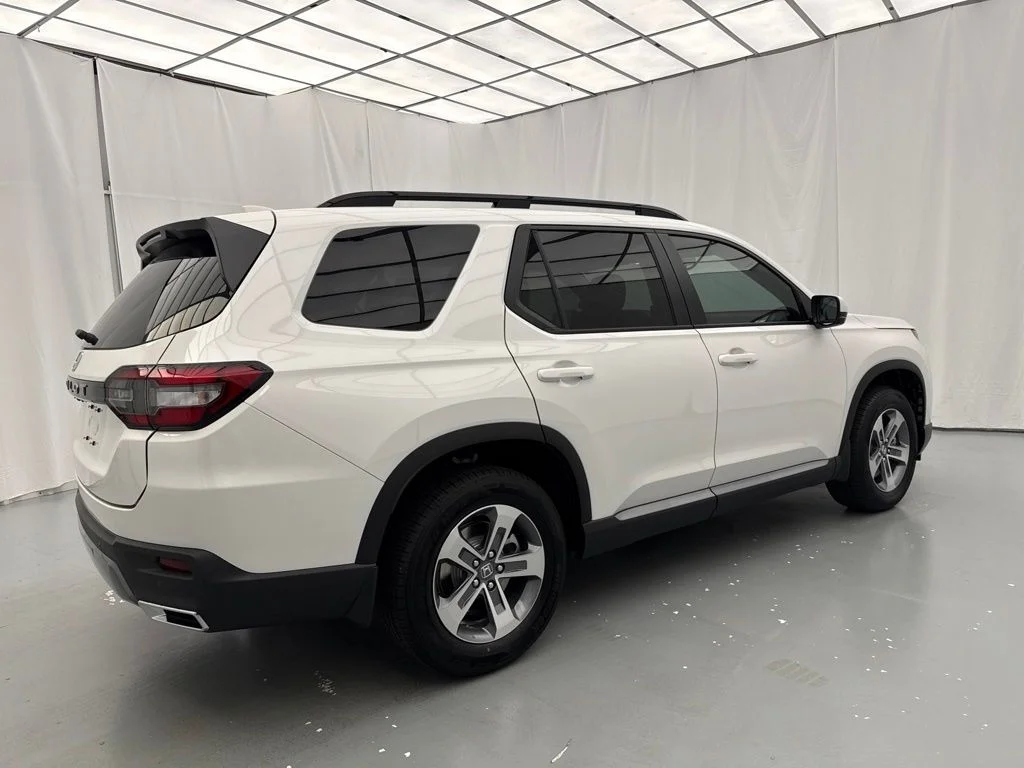 New 2026 Platinum White Pearl Honda EX-L image 12