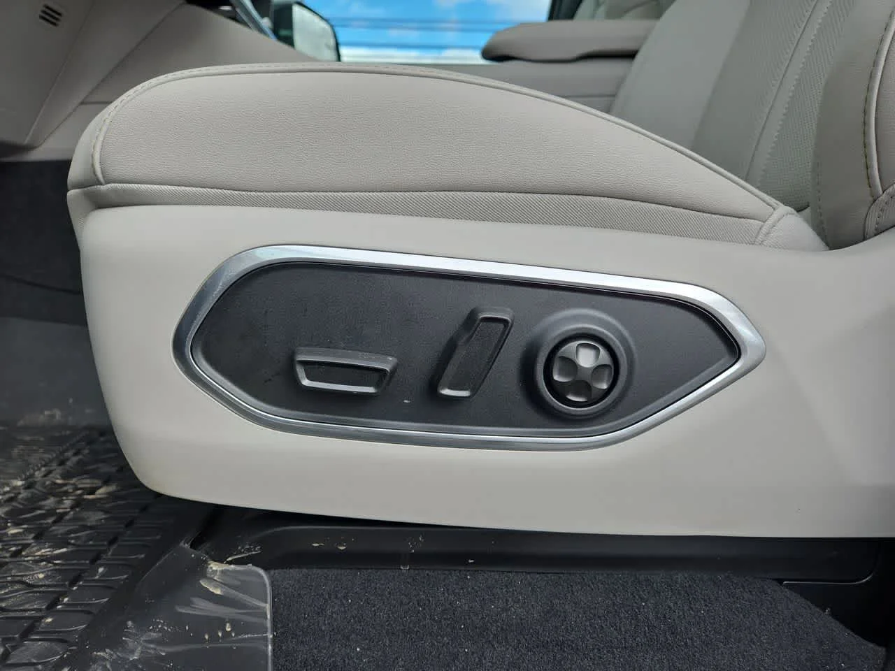 New 2026 Steel Blue Exterior Paint Jeep  image 14