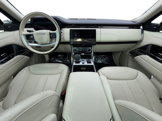 Certified Used 2023 Fuji White Land Rover SE image 12