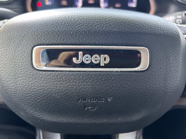 Used 2023 Diamond Black Crystal Pearlcoat Jeep Limited image 22