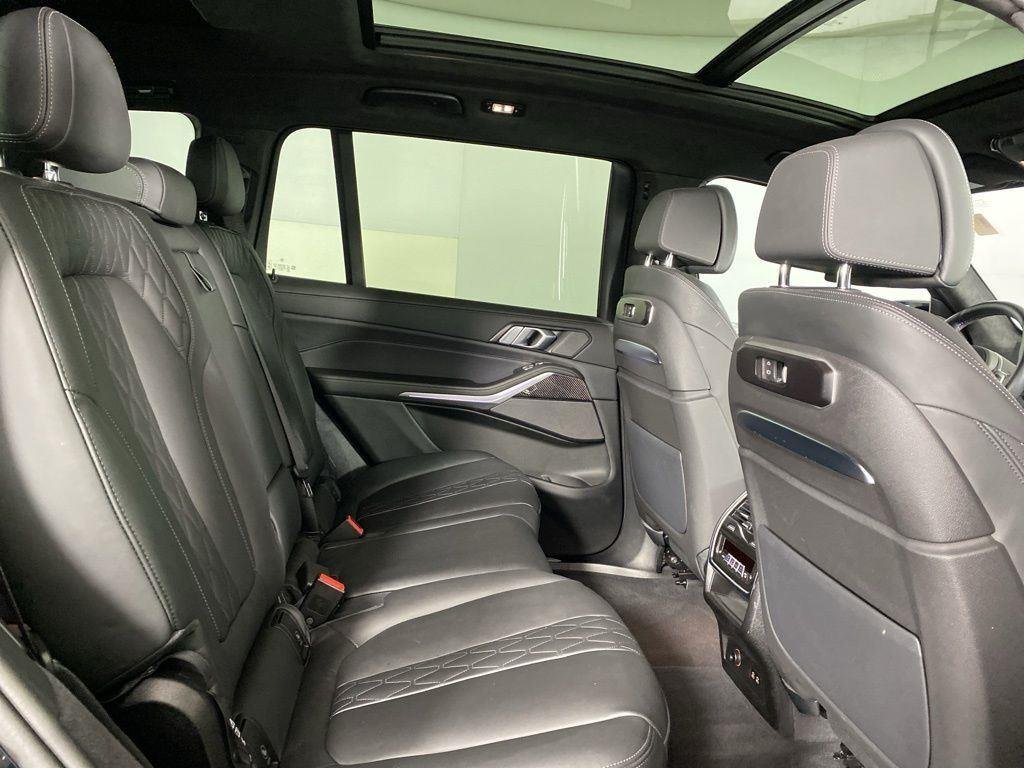 2025 BMW X7 M60i - Photo 34