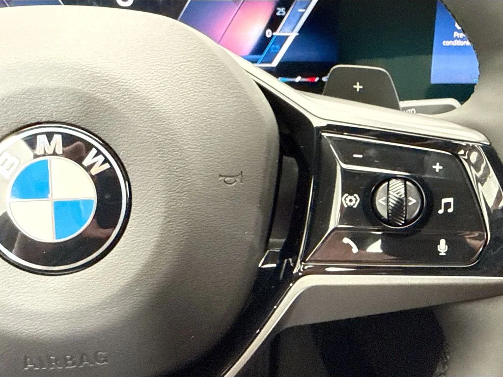 New 2027 Dk. BMW 530i image 12