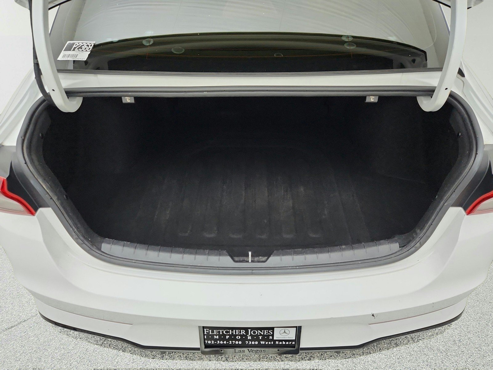 Used 2022 Glacial White Pearl Kia GT-Line image 29