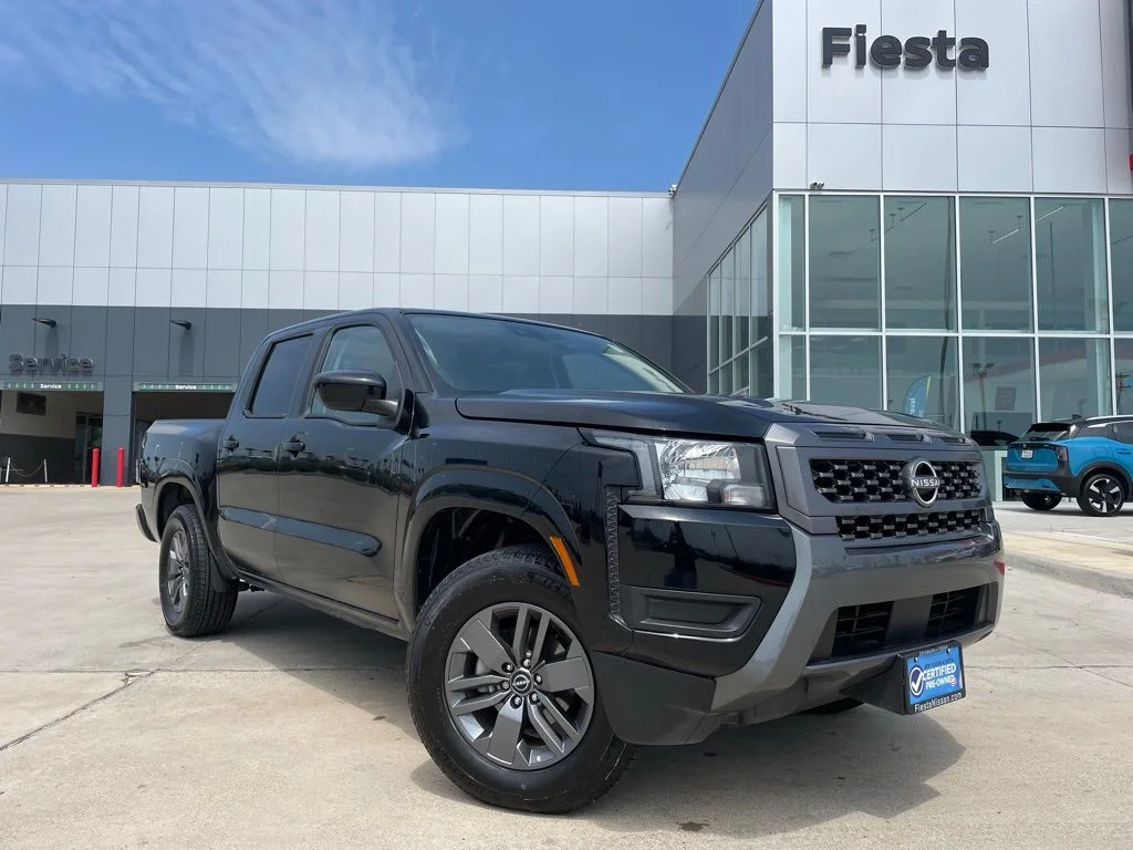 2025 Nissan Frontier SV Crew Cab 4X2 SWB's photo