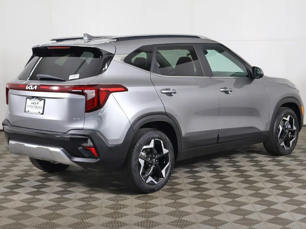 Used 2024 Gray Kia EX image 11