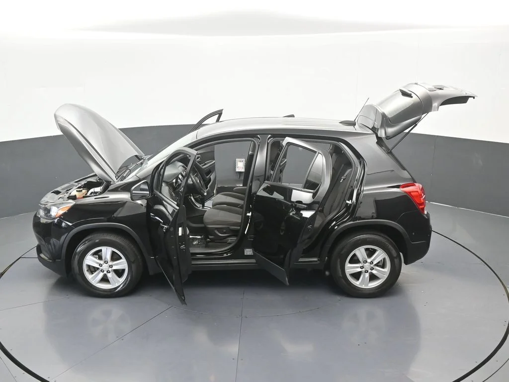 Used 2022 Mosaic Black Metallic Chevrolet LS image 48