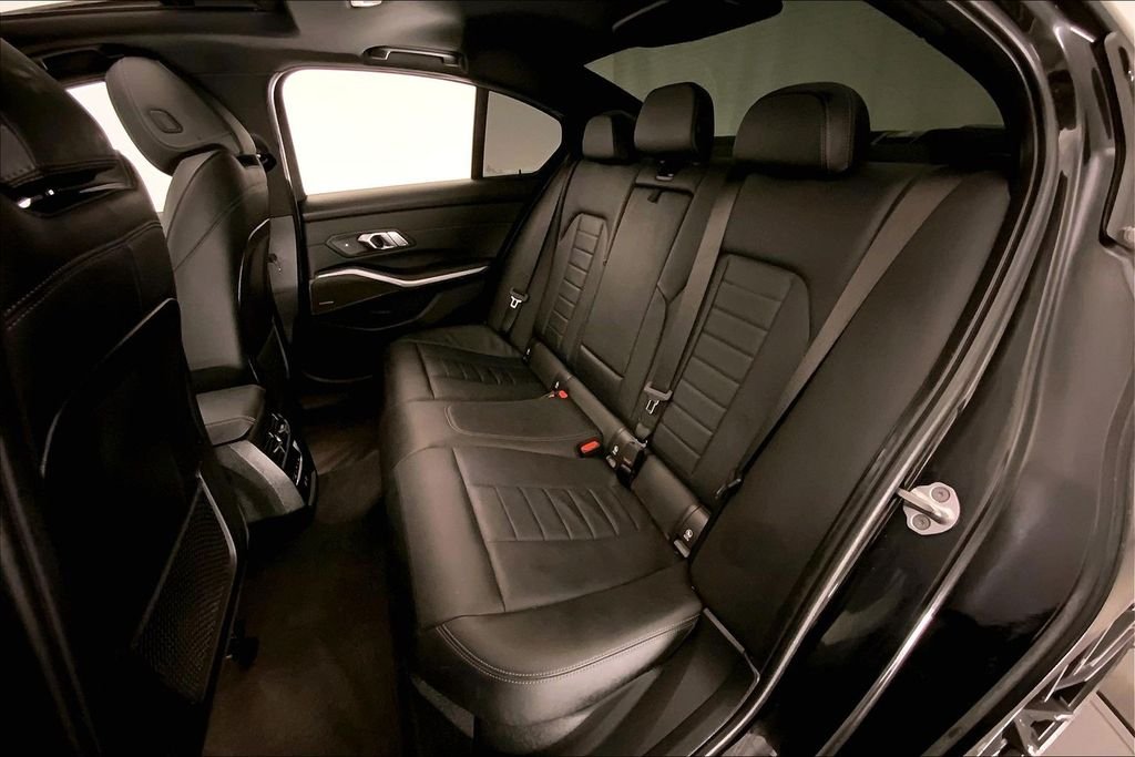 Used 2023 Black Sapphire Metallic BMW  image 14
