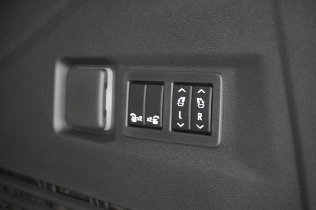 2026 Chevrolet Tahoe LT - Photo 9