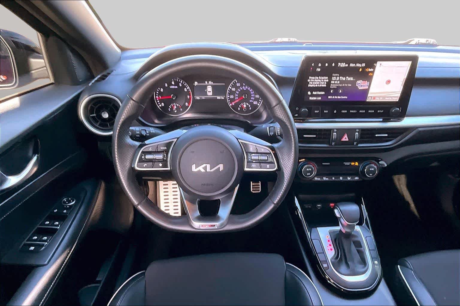 Used 2024 Currant Red Kia GT-Line image 6