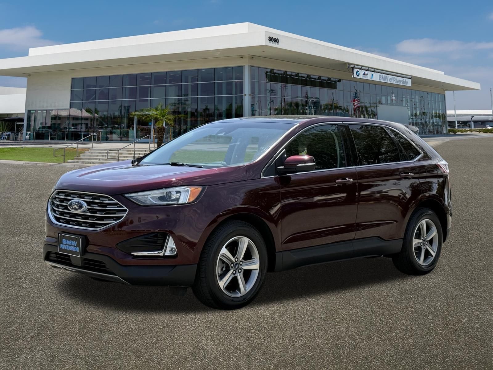 Used 2020 Red Ford SEL image 4