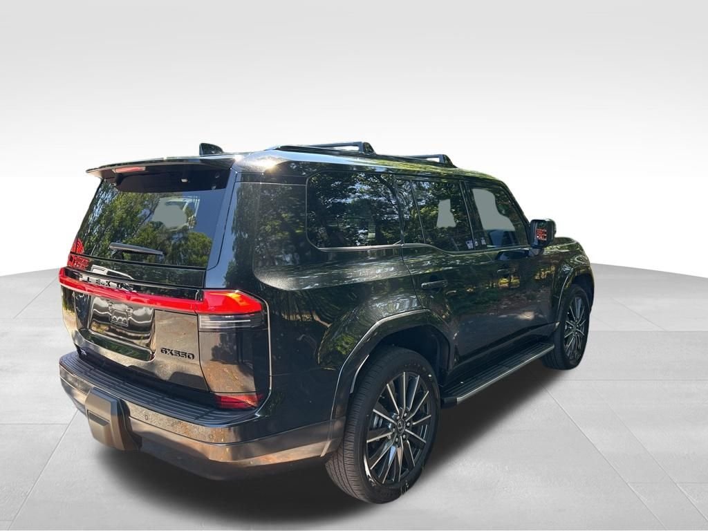 Used 2025 Black Lexus 550 Luxury image 5