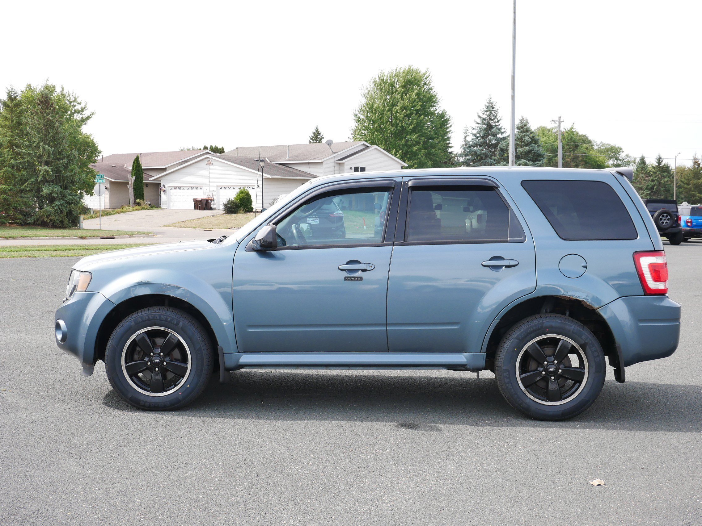Used 2011 Ford Escape XLT with VIN 1FMCU9DG9BKC29910 for sale in Hastings, Minnesota