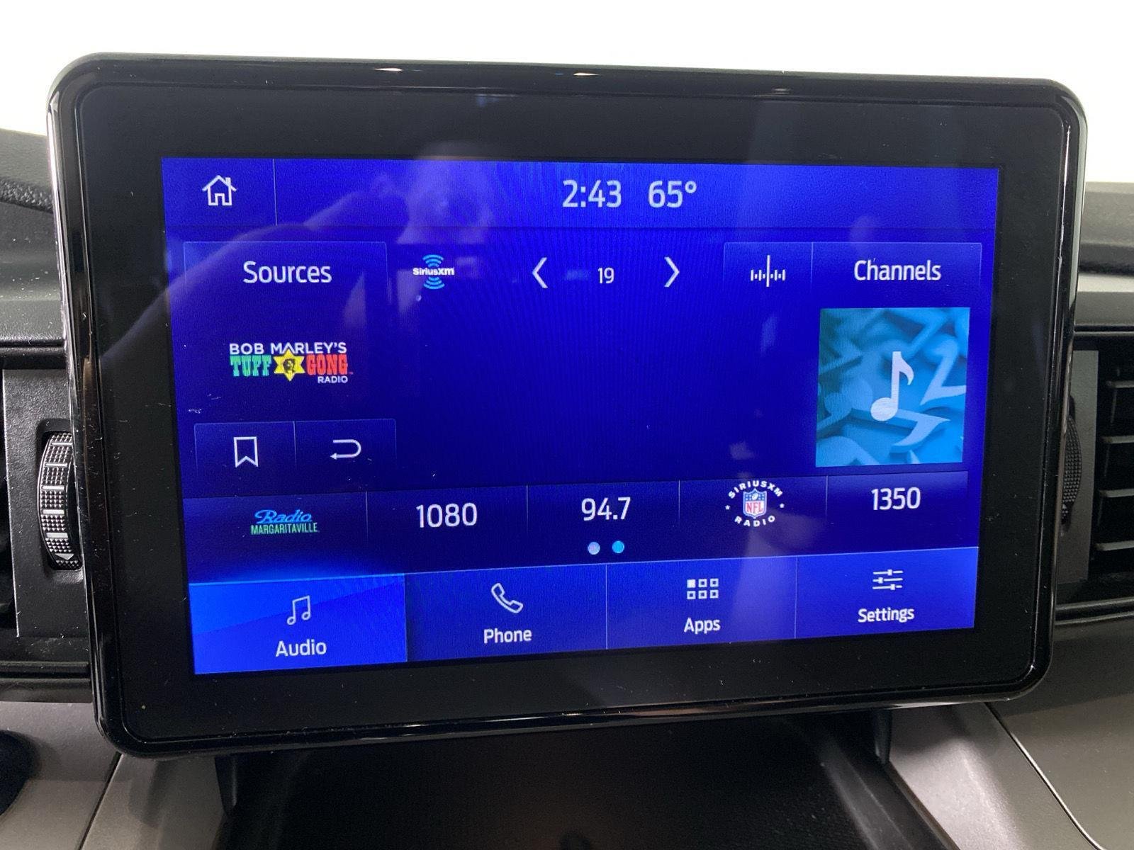 Used 2023 Agate Black Ford XLT image 20