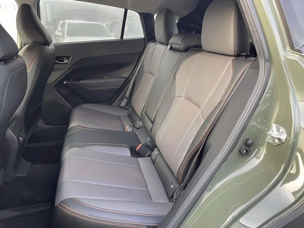 Used 2024 Alpine Green Subaru Limited image 3