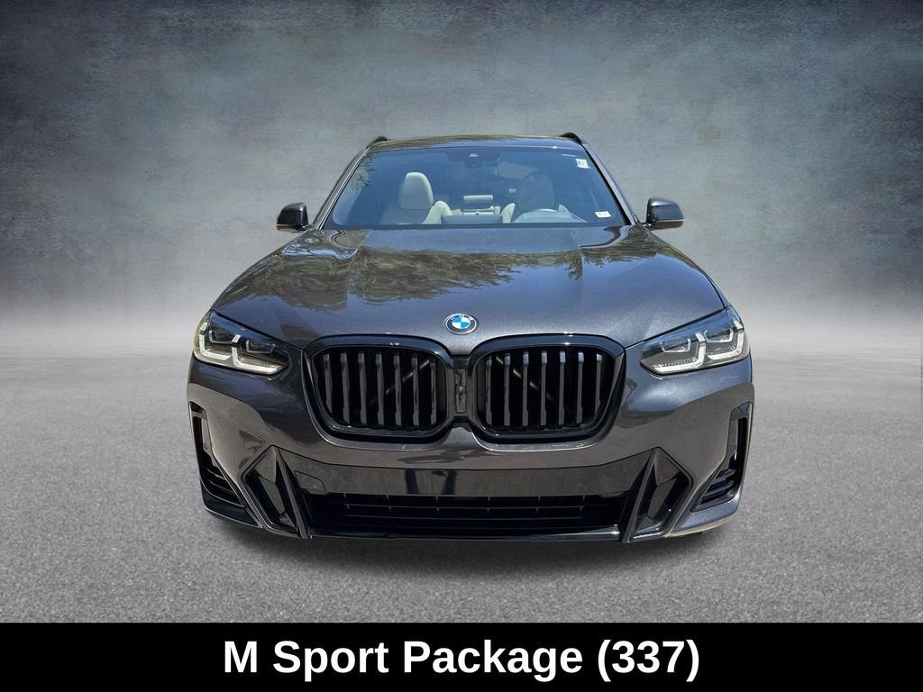 Used 2023 Gray BMW xDrive30i image 10