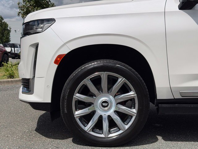 Used 2023 White Cadillac Premium Luxury Platinum image 17