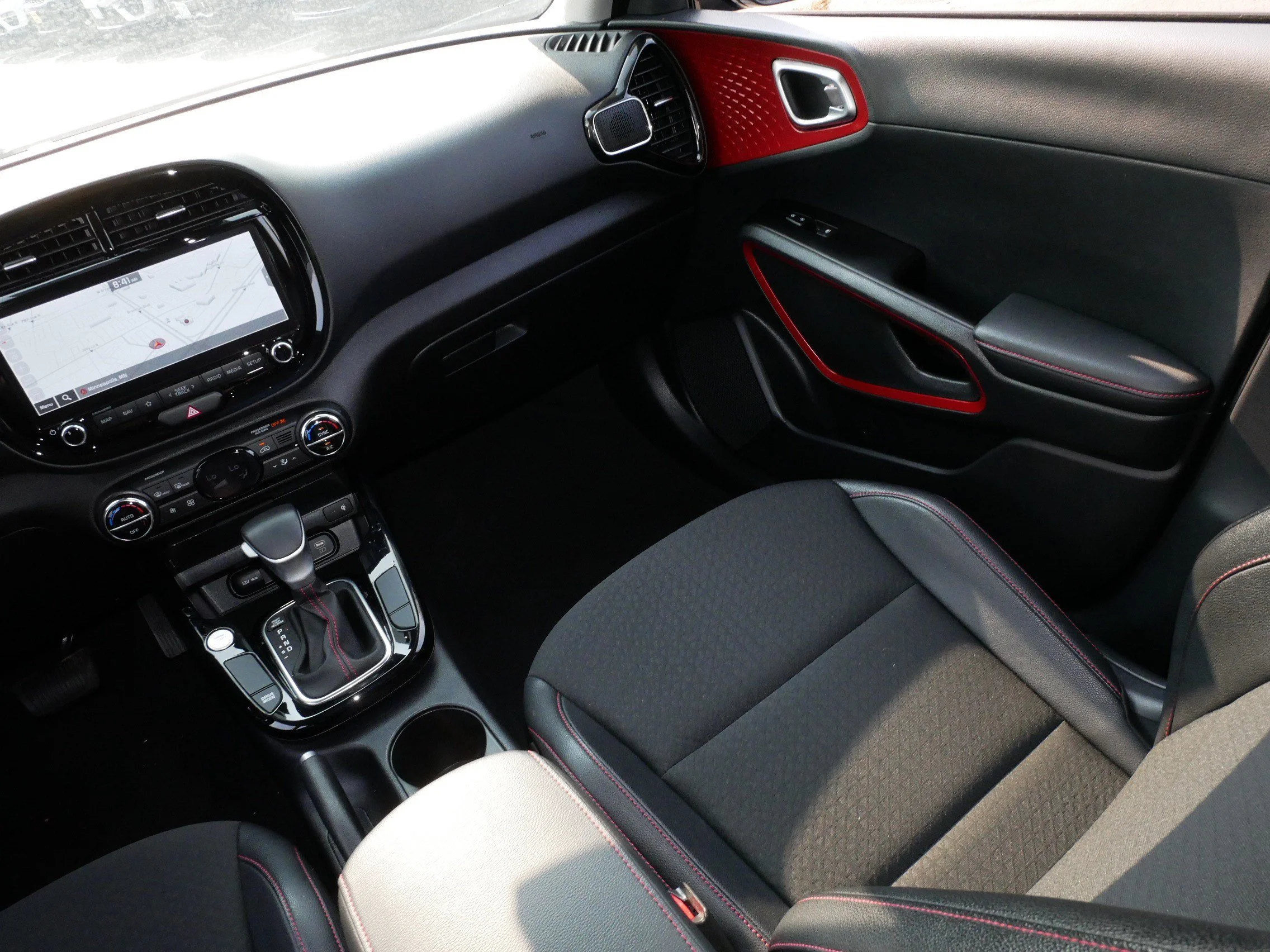 Used 2023 Gravity Gray Kia GT-Line image 11