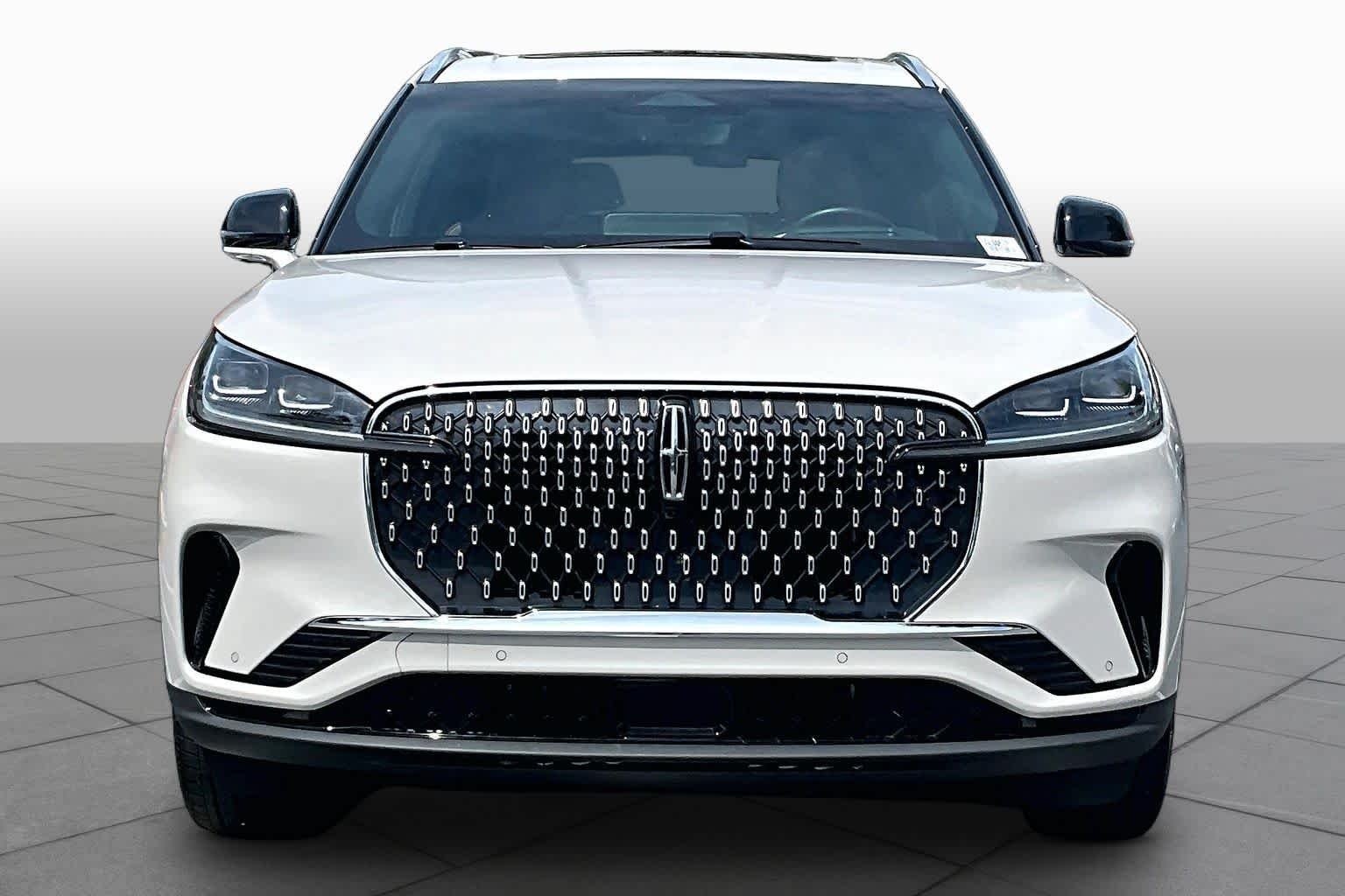Used 2025 Ceramic Pearl Metallic Tri-Coat Lincoln Reserve image 6
