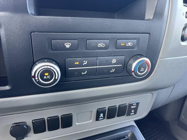 Used 2020 White Nissan SV image 35