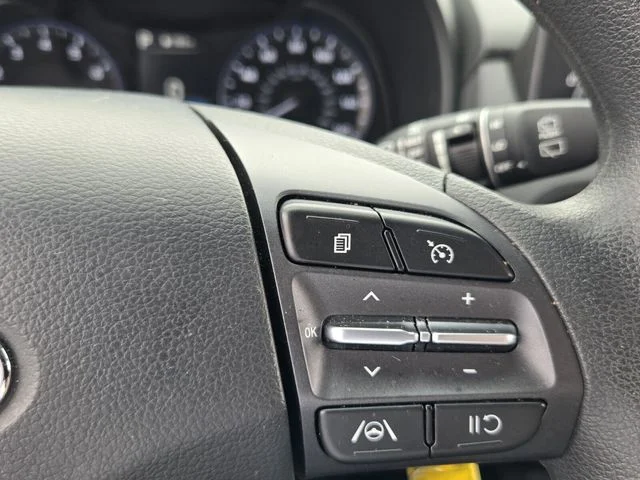2023 Hyundai Kona SE - Photo 25