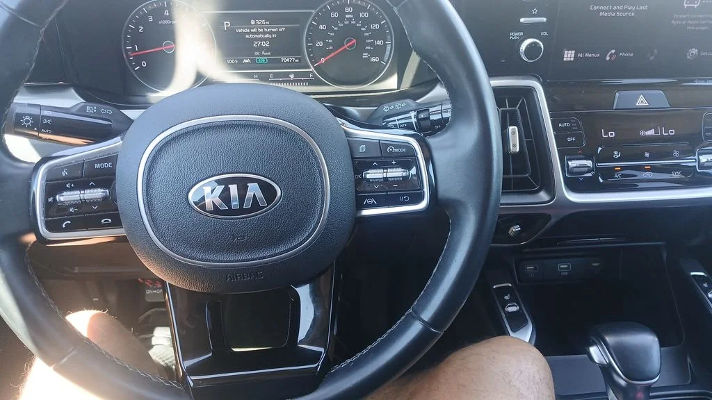 Used 2021 Gray Kia S image 9