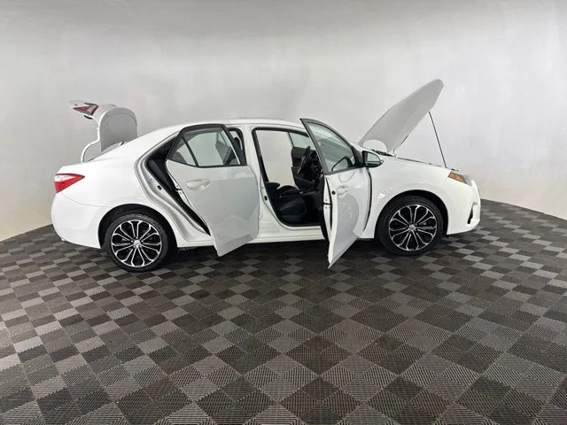 Used 2015 White Toyota S Plus image 17