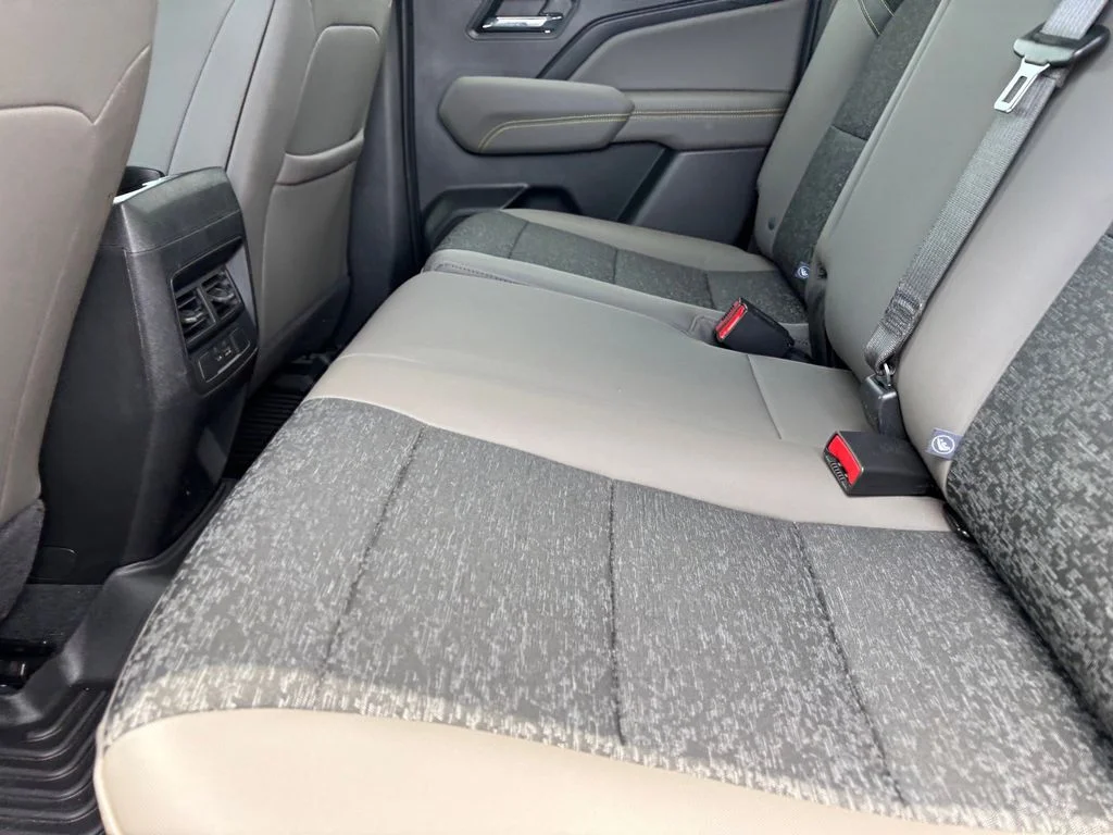 Used 2024 Gray Chevrolet ZR2 image 30