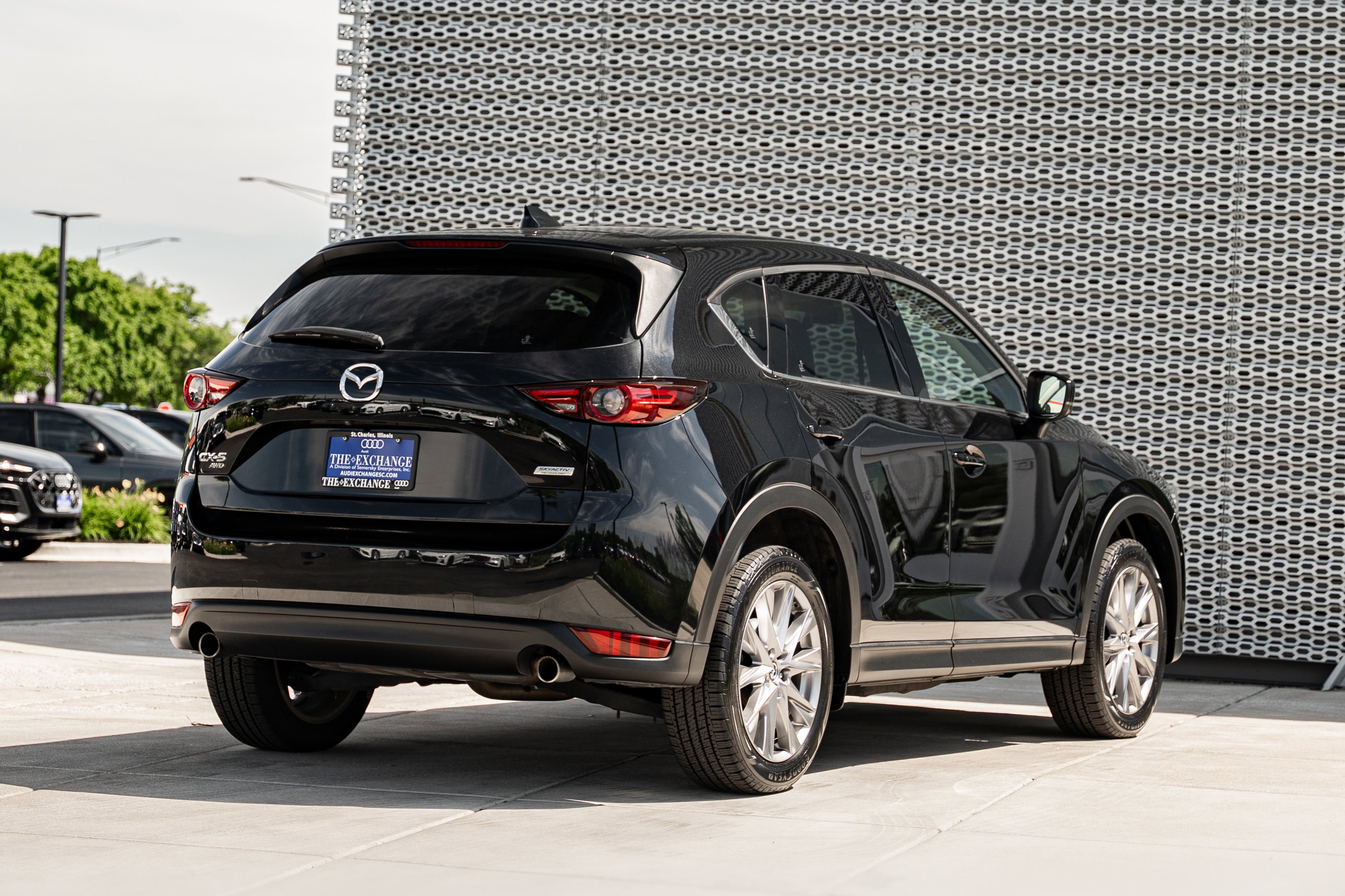 Used 2019 Jet Black Mica Mazda Grand Touring image 4