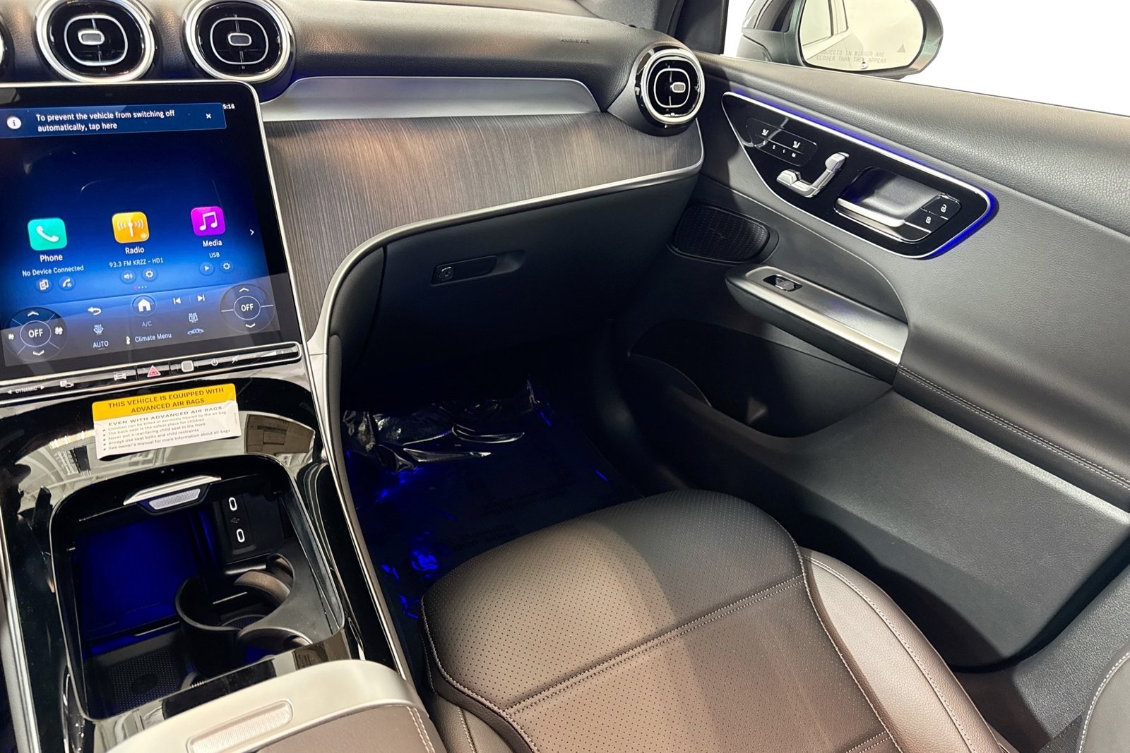 New 2026 Black Mercedes-Benz GLC 300 image 21