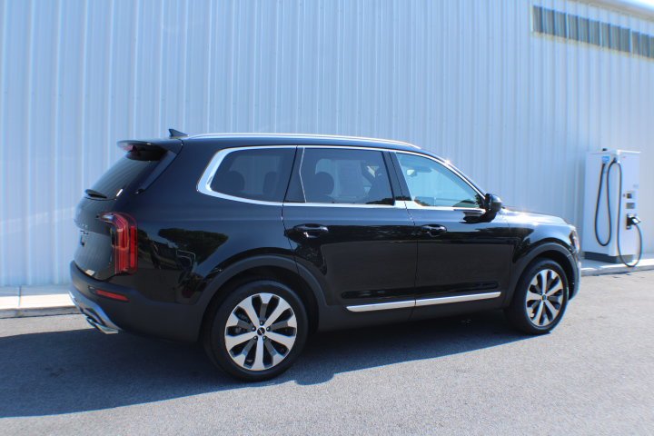Used 2022 Ebony Black Kia EX image 2