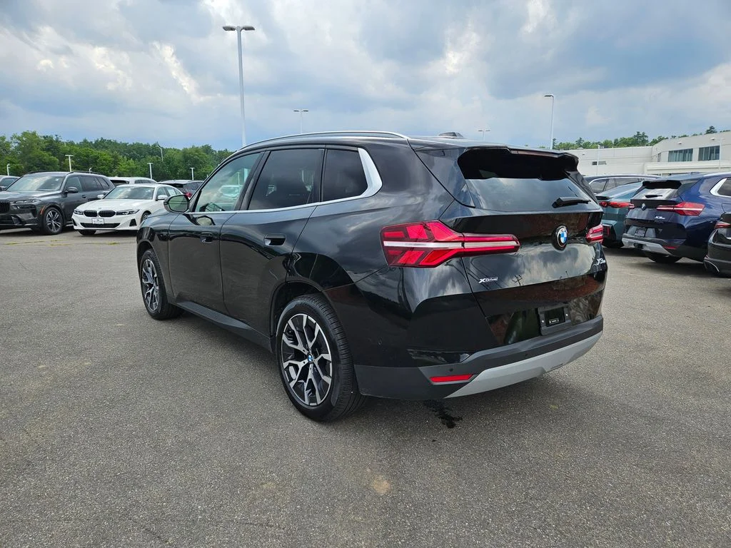 Used 2025 Black Sapphire Metallic BMW 30 xDrive image 5