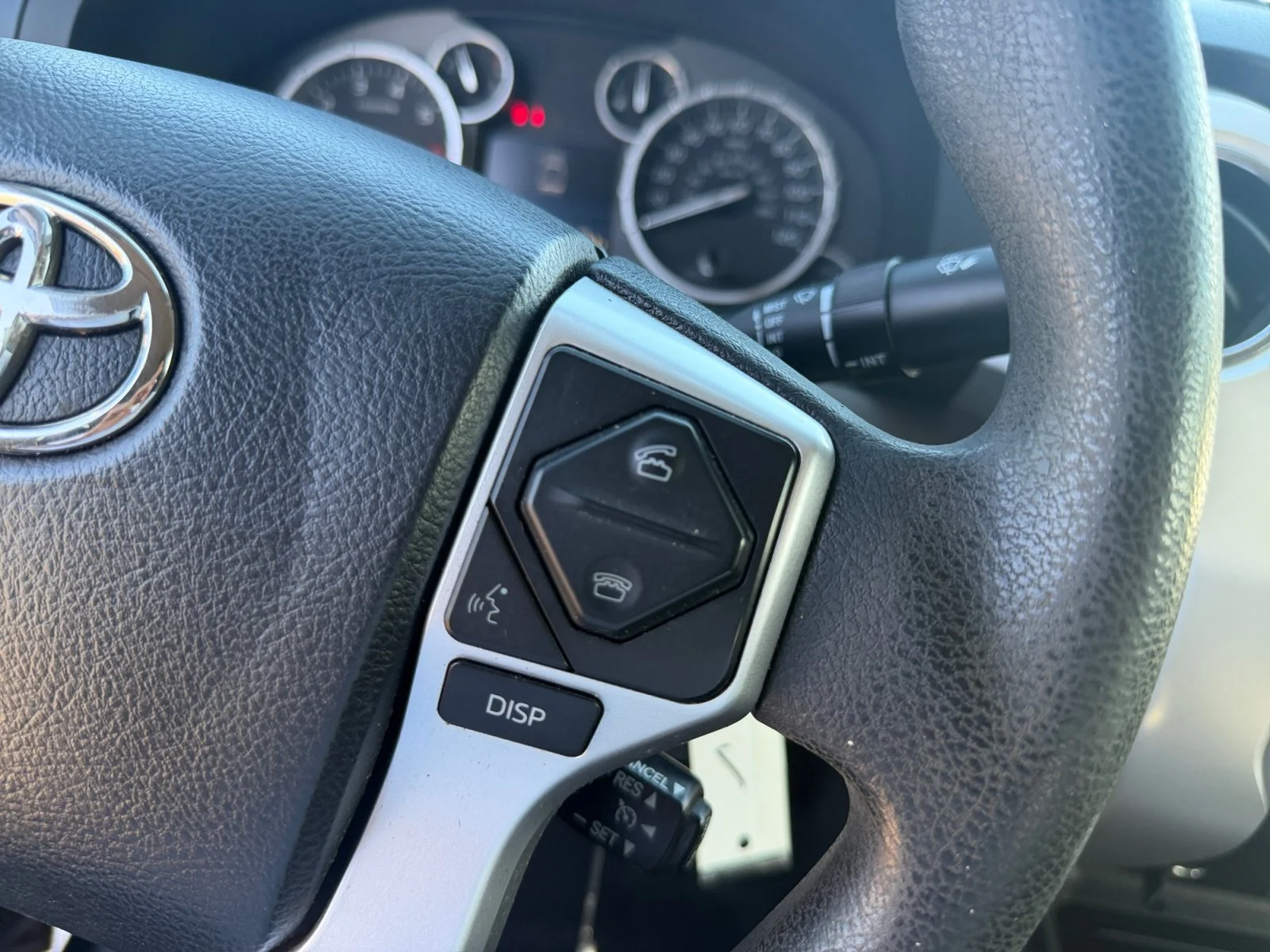 Used 2016 Black Toyota SR5 image 23