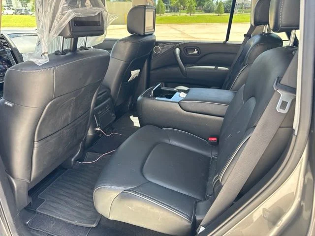 Used 2020 Gray INFINITI LUXE image 11