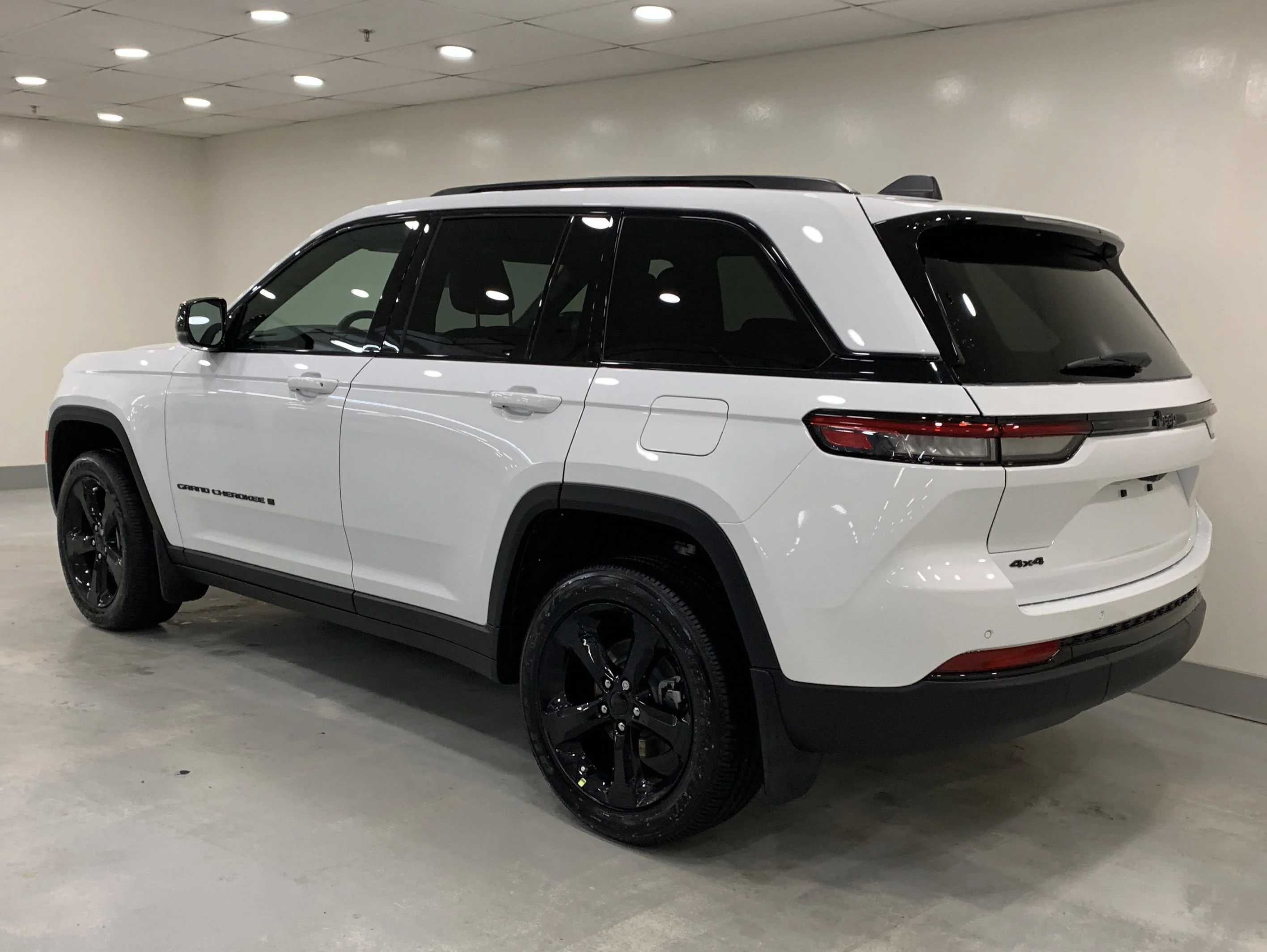 New 2025 Bright White Jeep Altitude image 3