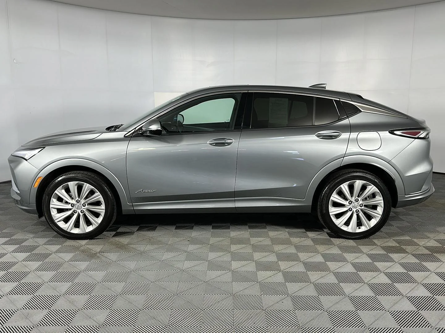 Used 2024 Moonstone Gray Metallic Buick Avenir image 5