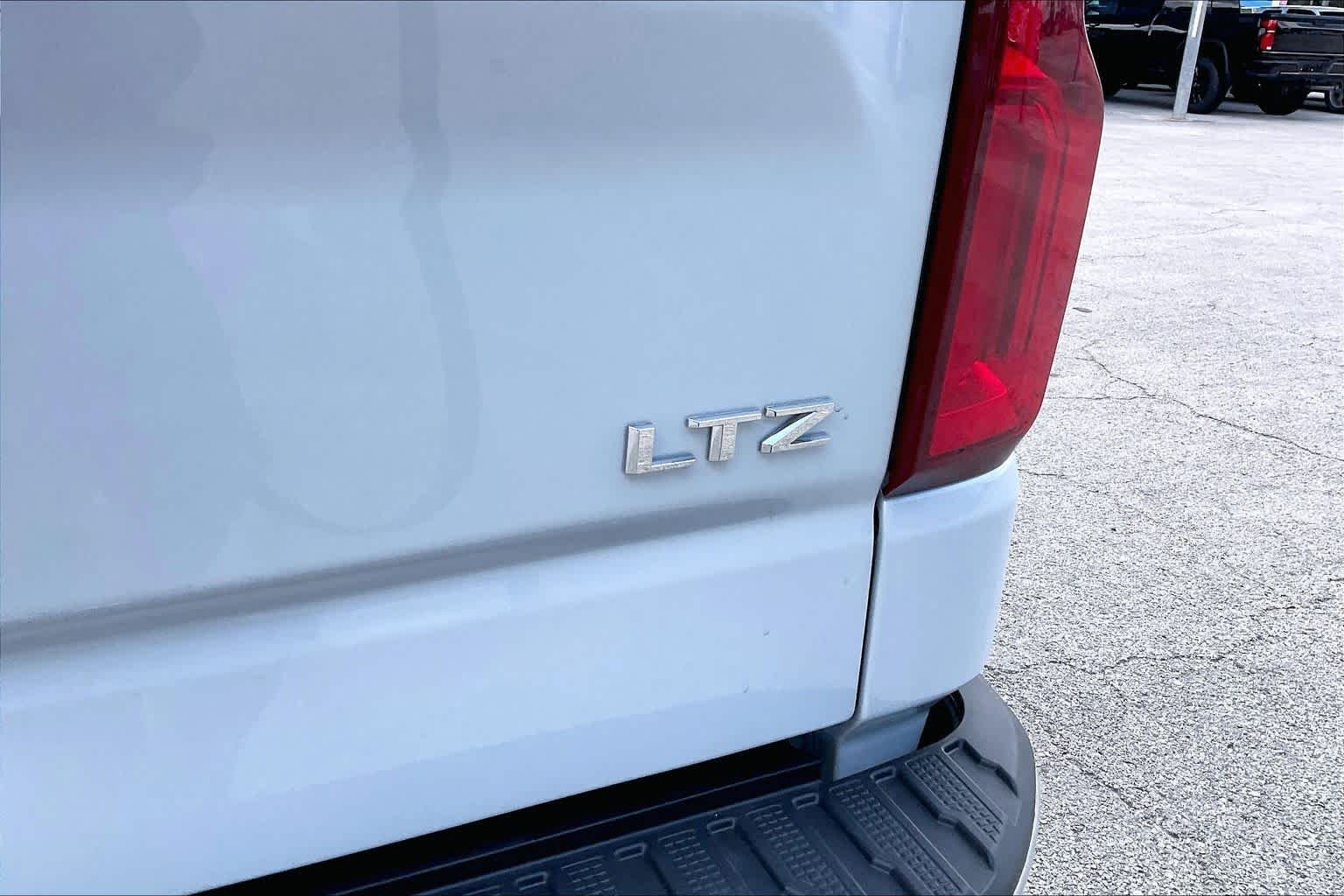 2026 Chevrolet Silverado 1500 LTZ - Photo 15