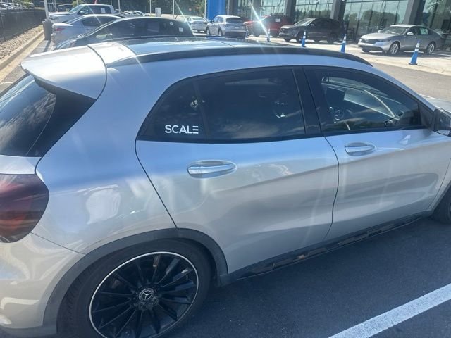 Used 2018 Polar Silver Metallic Mercedes-Benz GLA 250 image 5