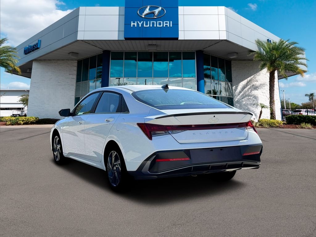 New 2026 White Hyundai SEL Sport Premium image 25
