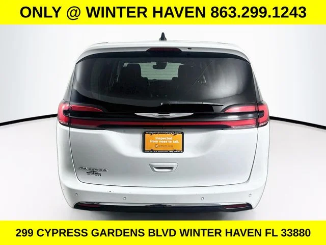 Used 2024 White Chrysler Touring L image 6