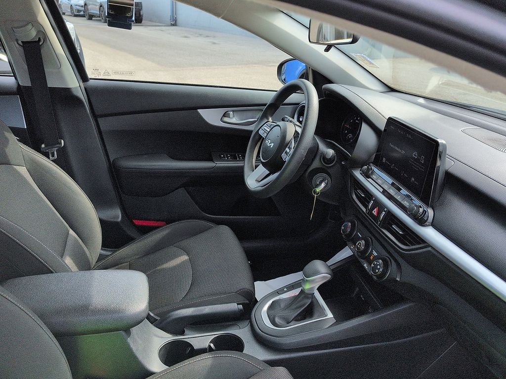 Certified Used 2024 Gray Kia LXS image 7