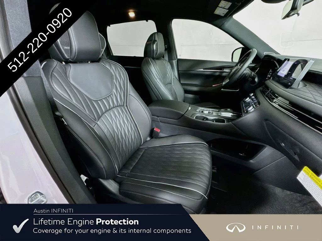 New 2027 White INFINITI Autograph image 38