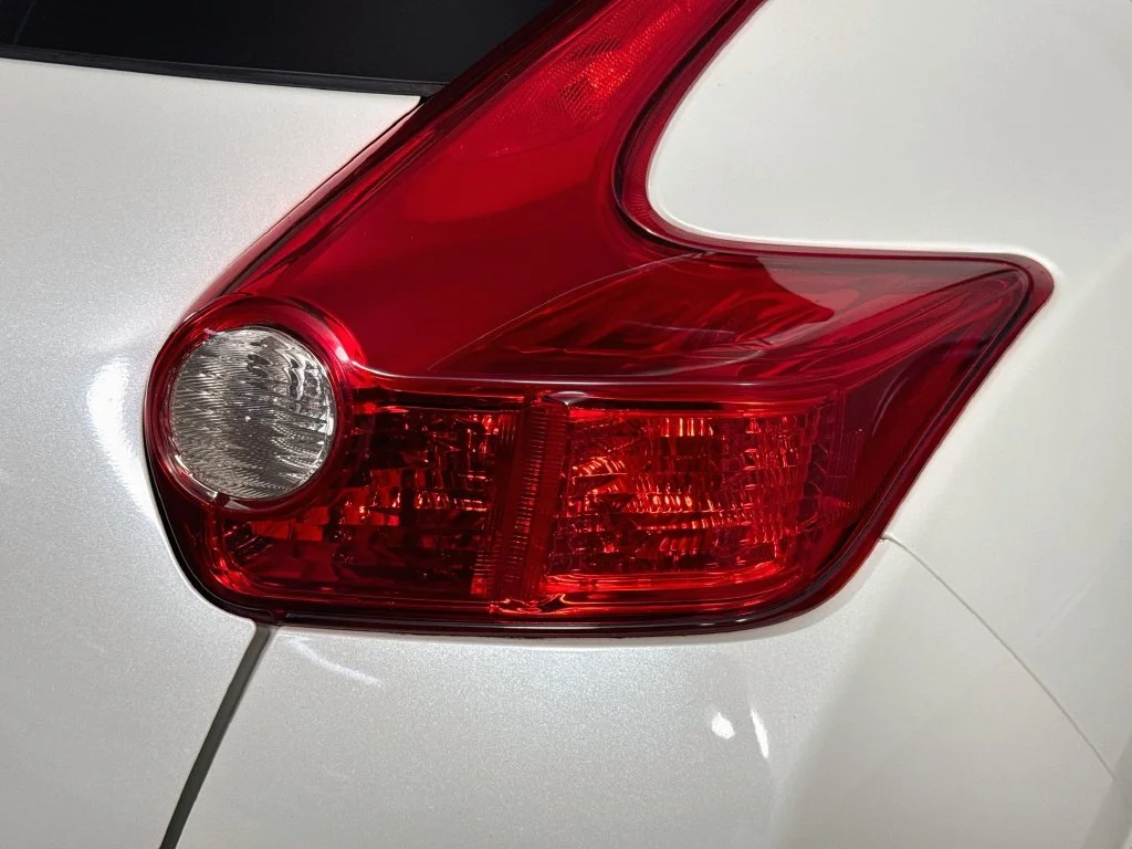Used 2014 White Nissan NISMO image 30